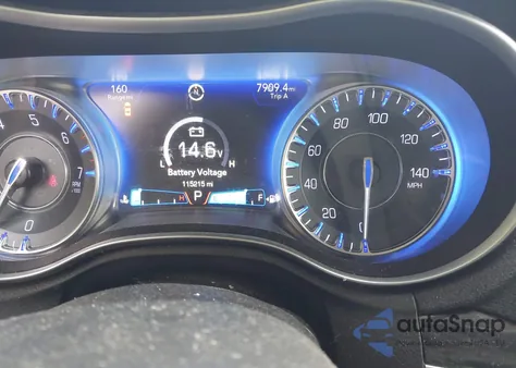 2016 Chrysler 300 Limited из США, поврежденный, VIN 2C3CCARG9GH198419